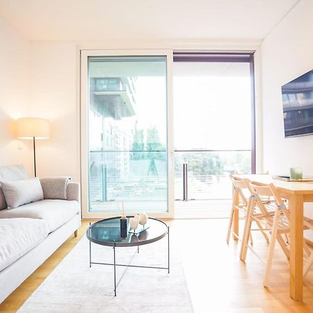 Suite In High-Rise On The Danube Вена Экстерьер фото